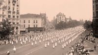 a KKK-tól a fekete Shriners-ig